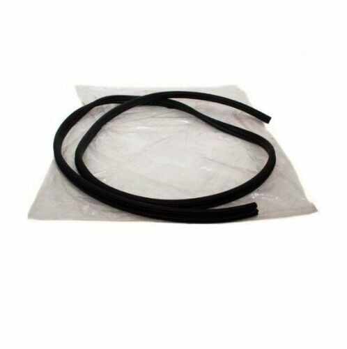 LR001631 - ARKA KAPI BODY LASTİK(2.2) - Land Rover