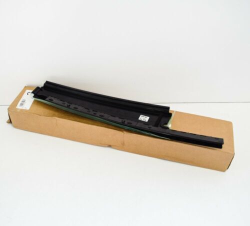 LR050772 - KAPI CAM BAKALİT ARKA SOL (EVOQUE) - Land Rover