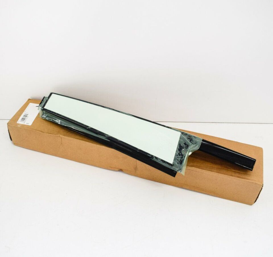 LR050772 - KAPI CAM BAKALİT ARKA SOL (EVOQUE) - Land Rover