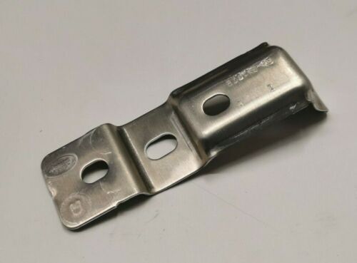 LR044891 - ARKA ÇAMURLUK LAMBA BRAKETİ(RRS 2014>) - Land Rover