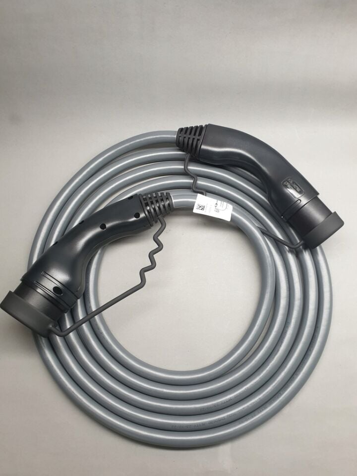 61447827900 - HIZLI ŞARJ KABLOSU | MODE 3 - BMW Group