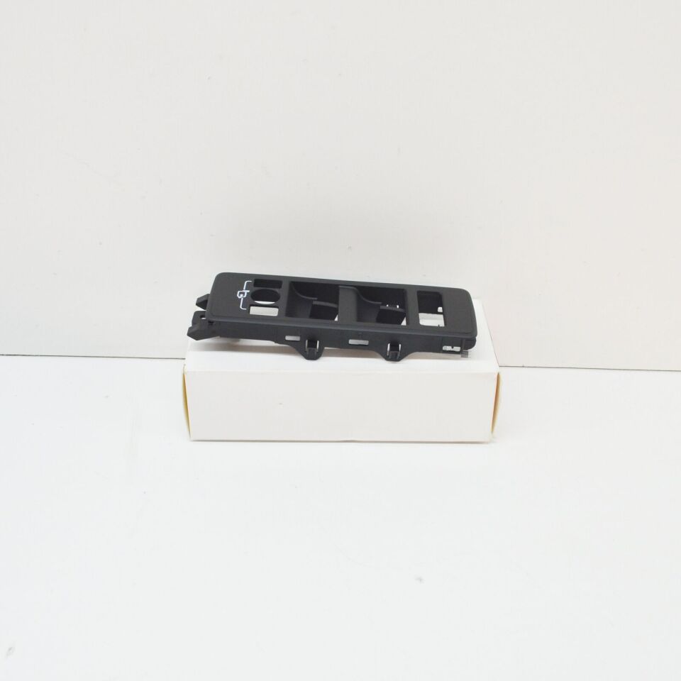 LR045391 - CAM DÜĞME PANELİ KAPAĞI SOL 3.0L V6 (SPORT) - Land Rover