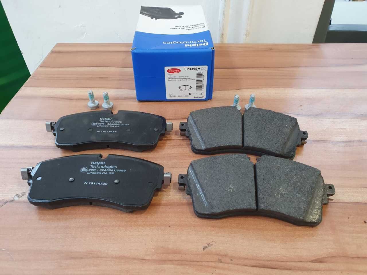 LR162044R - ÖN FREN BALATASI (VOGUE/SPORT/DİSC.S5) - Blue Print