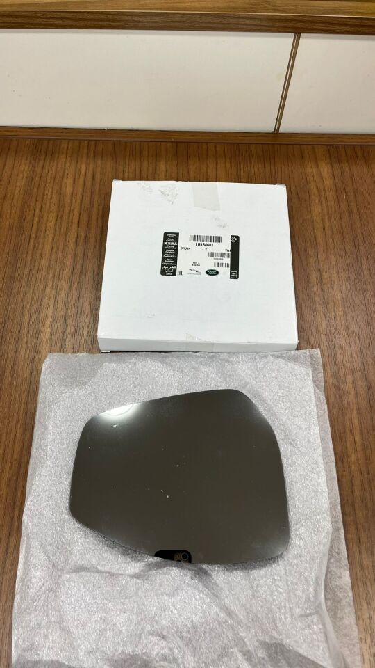 LR134601 - AYNA CAMI SAĞ (VELAR/EVOQUE/SPORT) - Land Rover