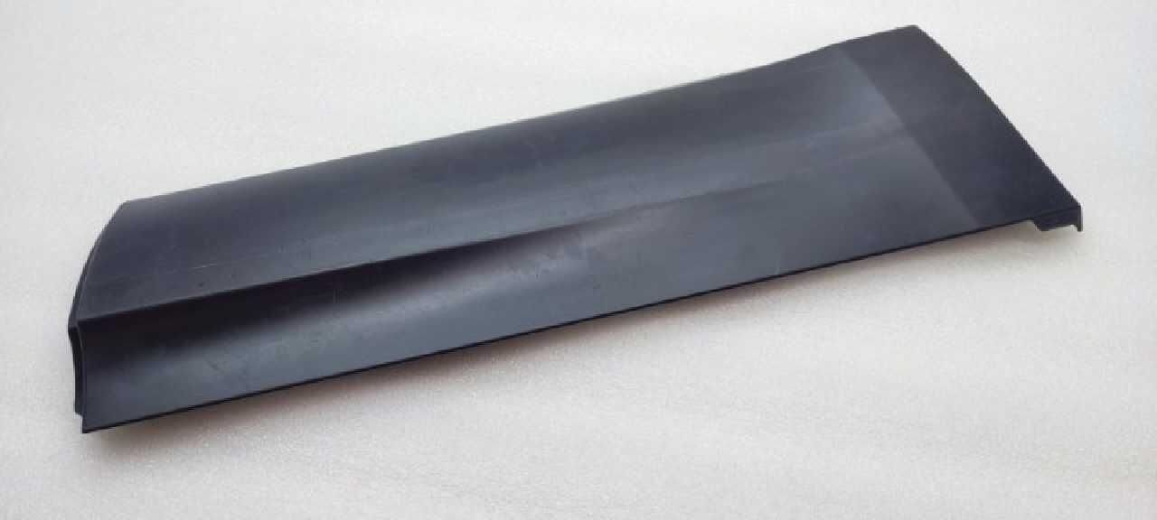 LR082944 - ARKA KAPI ALT BAKALİTİ SAĞ (DİSC.S5) - Land Rover