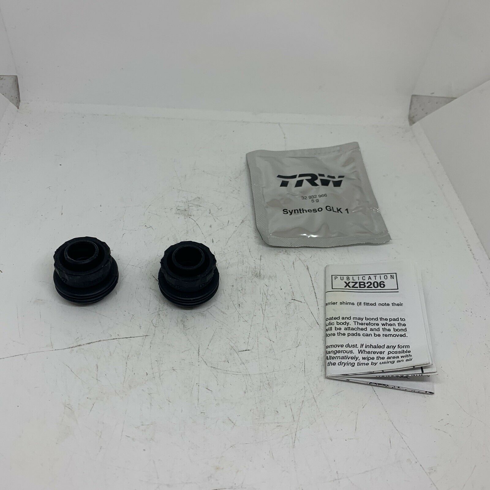 LR015525 - ARKA KALİPER KÖRÜĞÜ TAKIM (FRL-2) - Land Rover