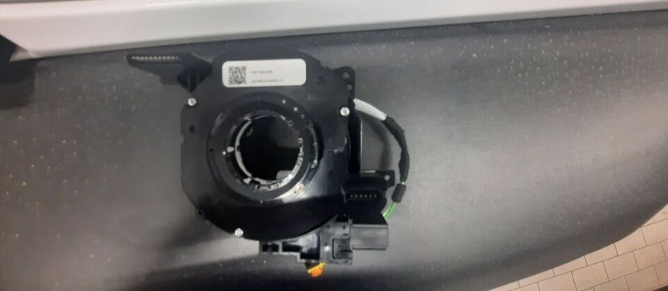 LR087112 - SPİRAL KASET (DİSCO-5/VELAR) - Land Rover