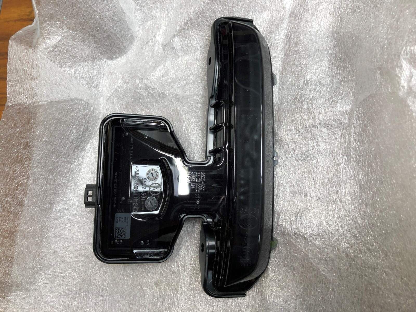 LR129714 - AYNA SİNYALİ SOL (NEW/DEF) - Land Rover