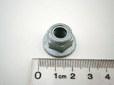 LR007779 - MOTOR ALT MUHAFAZA SOMUNU (NWD4) - Land Rover