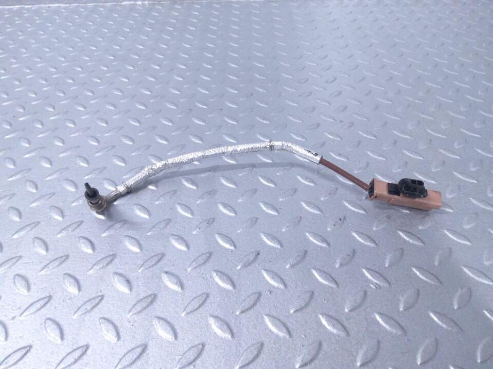 LR125271 - ORTA EGSOZ SENSÖRÜ 3.0L I6 DZL. (VOGUE/SPORT) - Land Rover