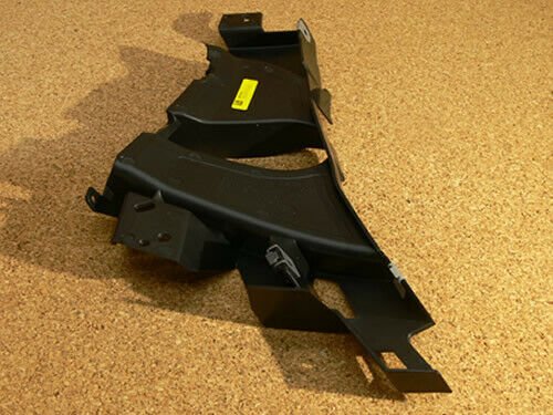 LR094996 - ÖN TAMPON BRAKETİ SOL (VELAR) - Land Rover