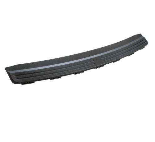 LR005751 - ARKA TAMPON ÜST KAPLAMASI (FREEL.2) - Land Rover