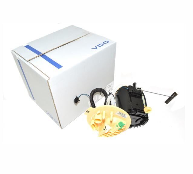 LR038602G - YAKIT POMPASI SAĞ (2.2) - Vdo