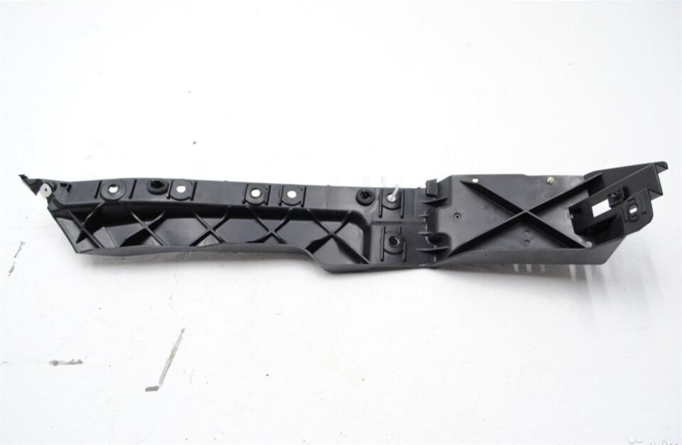 LR087705 - ARKA TAMPON BRAKET SAĞ (RRS/2015) - Land Rover