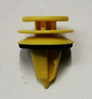 LR035841 - ÖN DİREK BAKALİT KLİPS (3.0L V6/ALL) - Land Rover