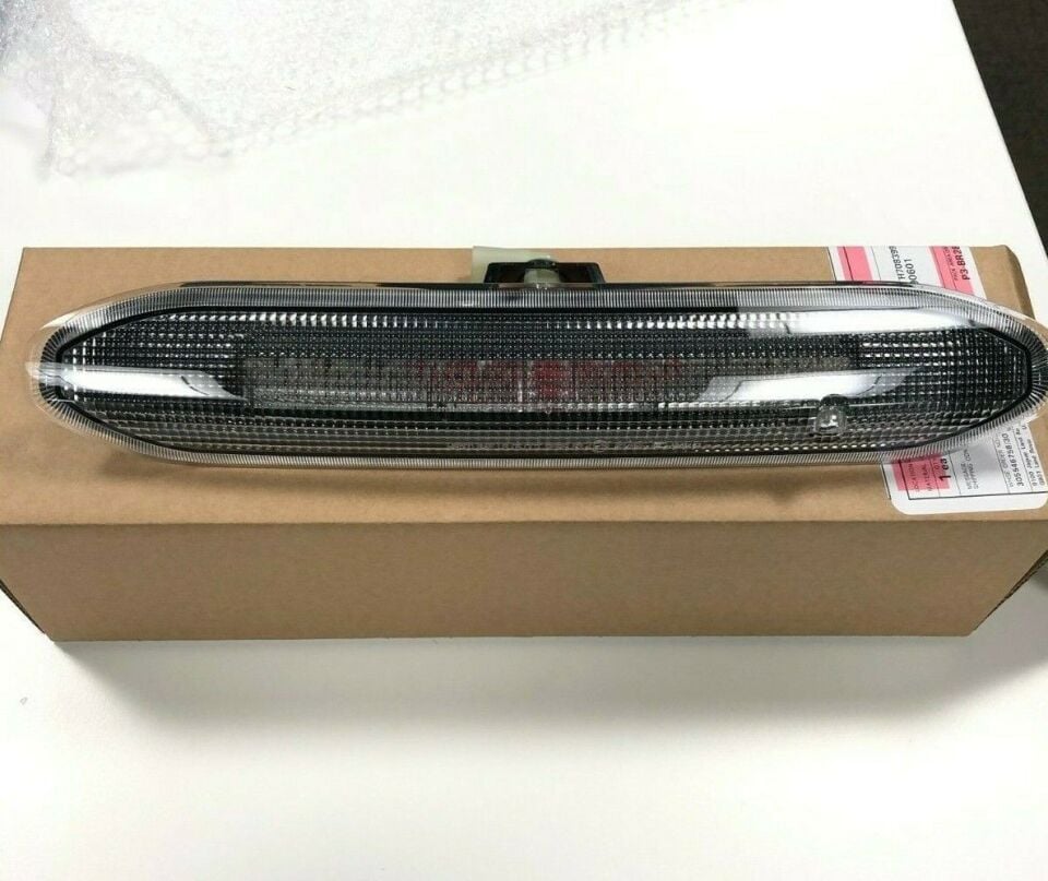 LR036355 - ARKA BAGAJ STOPU/BEYAZ (2.2) - Land Rover