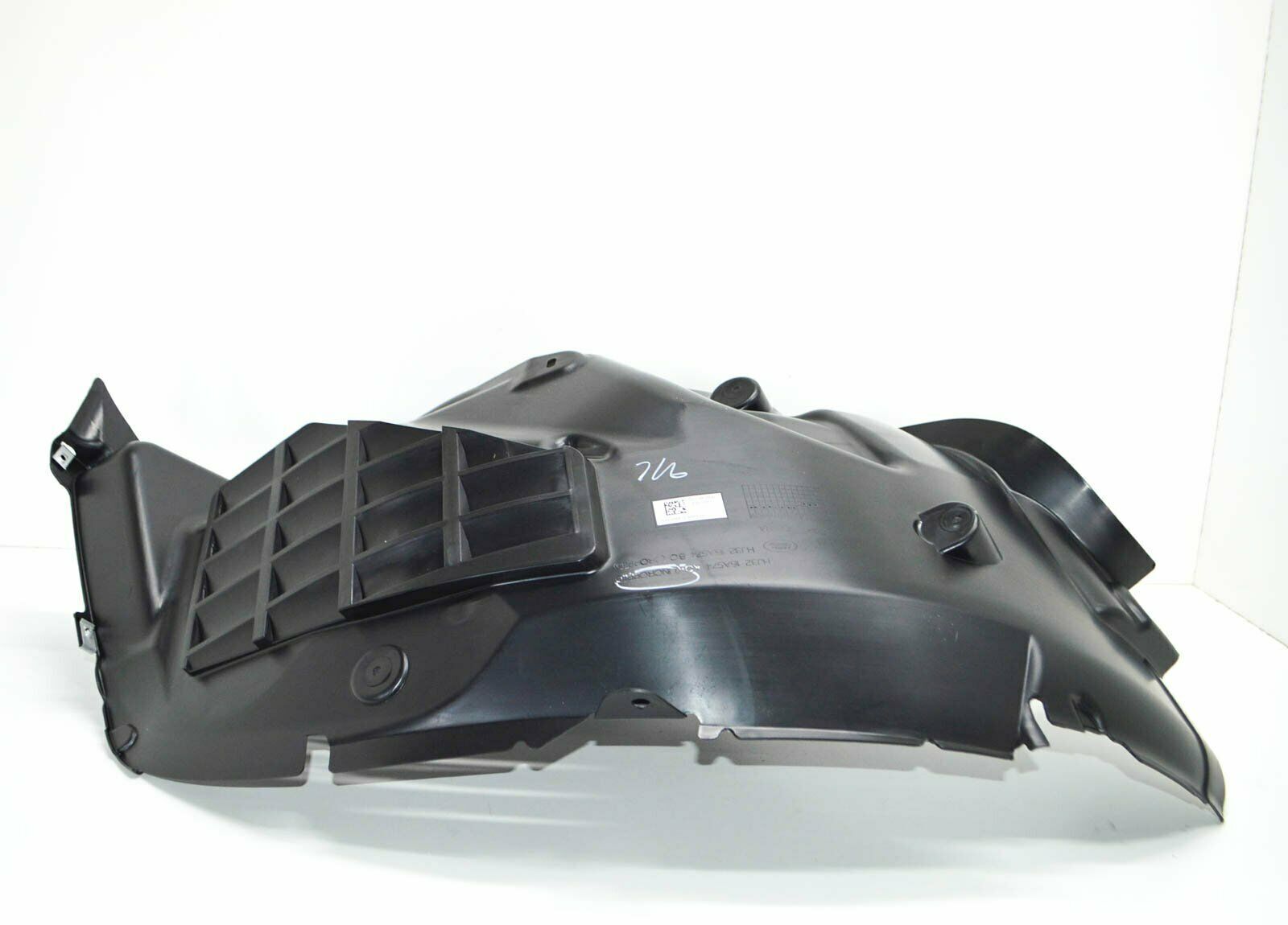 LR088357 - ÖN ÇAMURLUK DAVLUMBAZI ÖN SOL (EVOQUE) - Land Rover