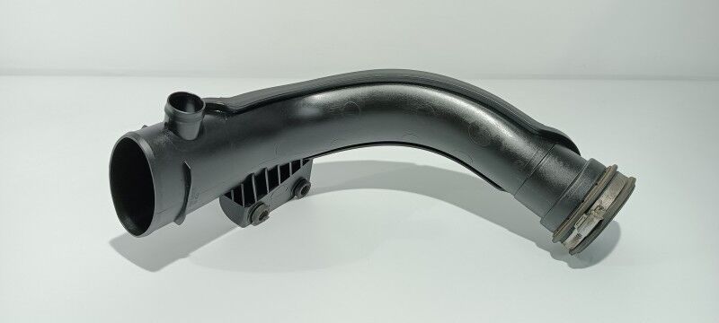 LR056238 - HAVA FİLTRE BORUSU (2.0L/EVOQUE) - Land Rover