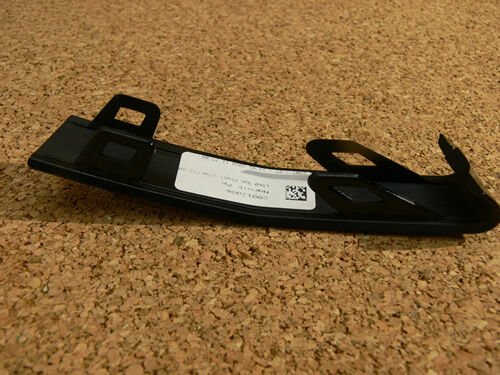 LR093468 - ÖN TAMPON SIS FAR KAPAK SAĞ (VELAR) - Land Rover