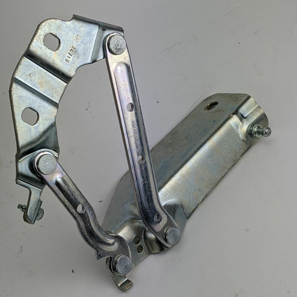 LR075405 - KAPUT MENTEŞESİ SAĞ (DİSC.SPORT) - Land Rover
