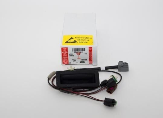 LR071911 - ARKA BAGAJ SWİTCH DA (NWD4) - Land Rover