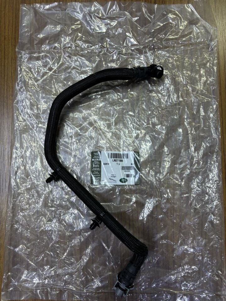 LR071986 - REZERVUAR HORTUM İÇ (2.0L/DİSCO/5) - Land Rover