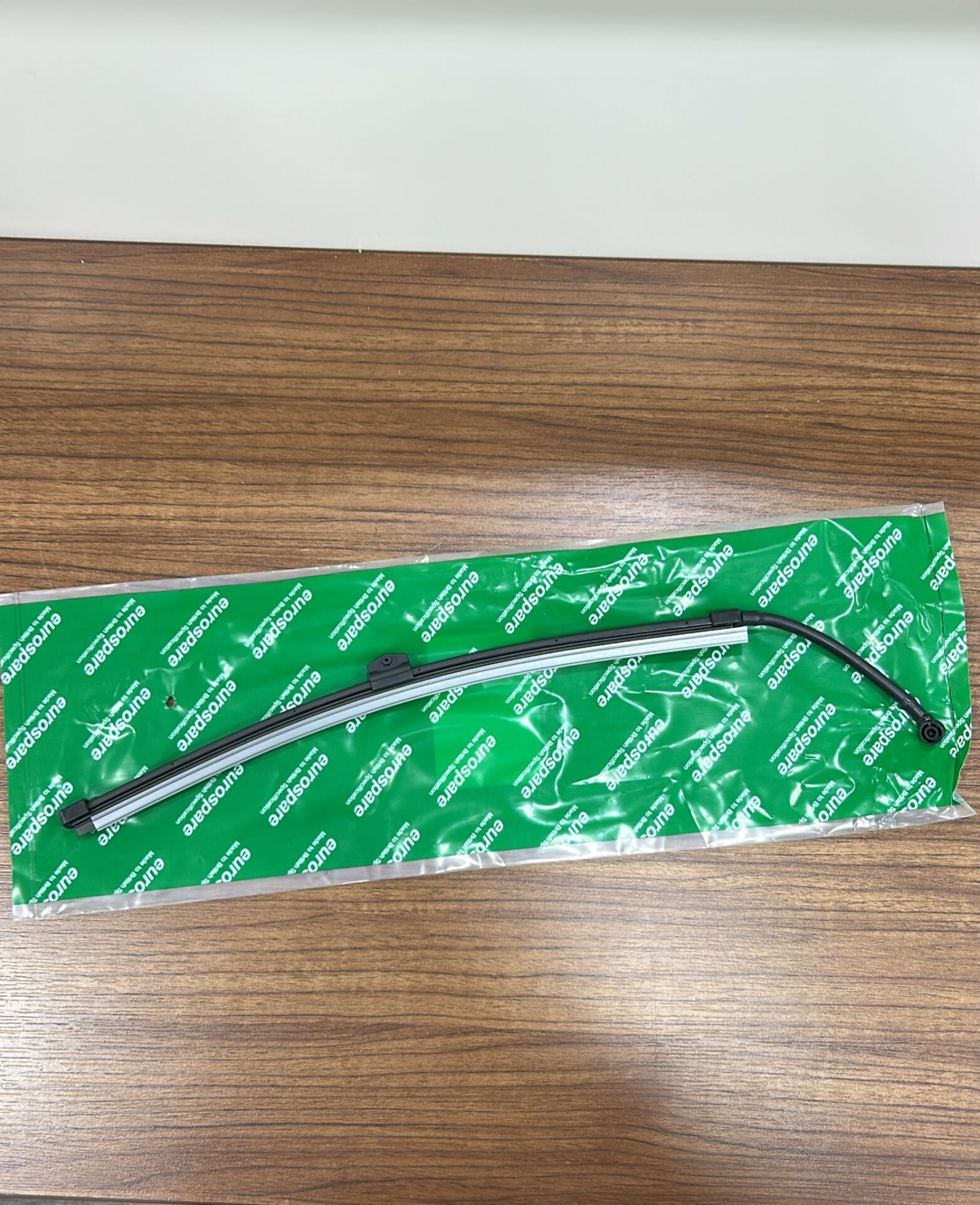 LR174955G - ARKA SİLECEK SÜPÜRGESİ (NEW DEF.) - Eurospare