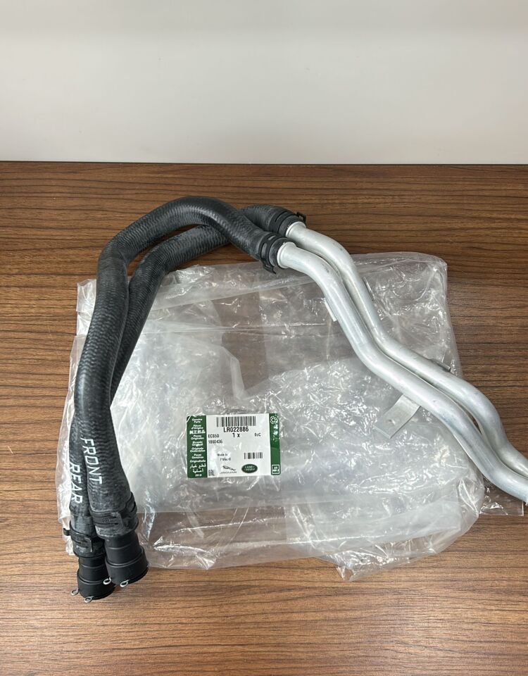 LR022886 - KALORİFER HORTUMU 4.4L V8 DZL (VOGUE) - Land Rover