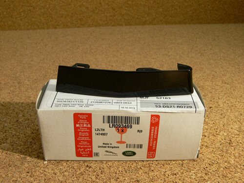 LR093469 - ÖN TAMPON SİS FAR KAPAK SOL (VELAR) - Land Rover