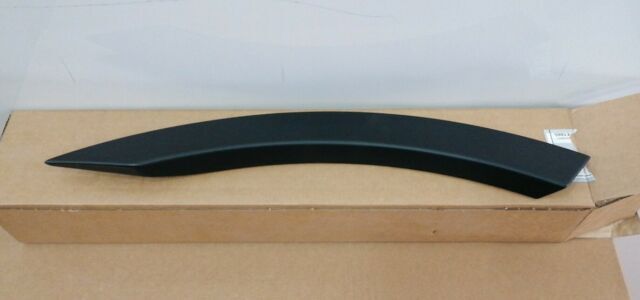 LR117002 - ARKA KAPI DODİK SAĞ (DİSCO-5) - Land Rover