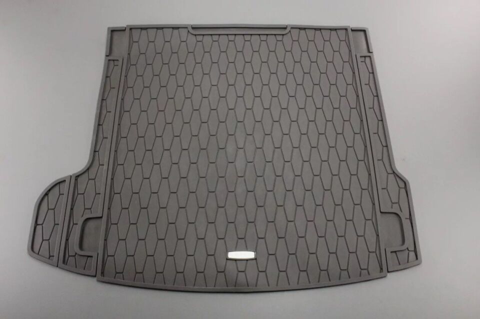 T4A16371 - ARKA BAGAJ LASTİK PASPASI (F-PACE) - Jaguar