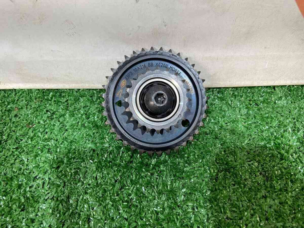 LR125424 - ZİNCİR DİŞLİSİ (2.0L/ALL/DİSC.5/VELAR) - Land Rover