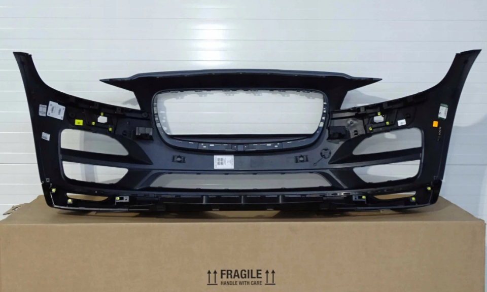 T4A5644LML - ÖN TAMPON (F-PACE) - Jaguar