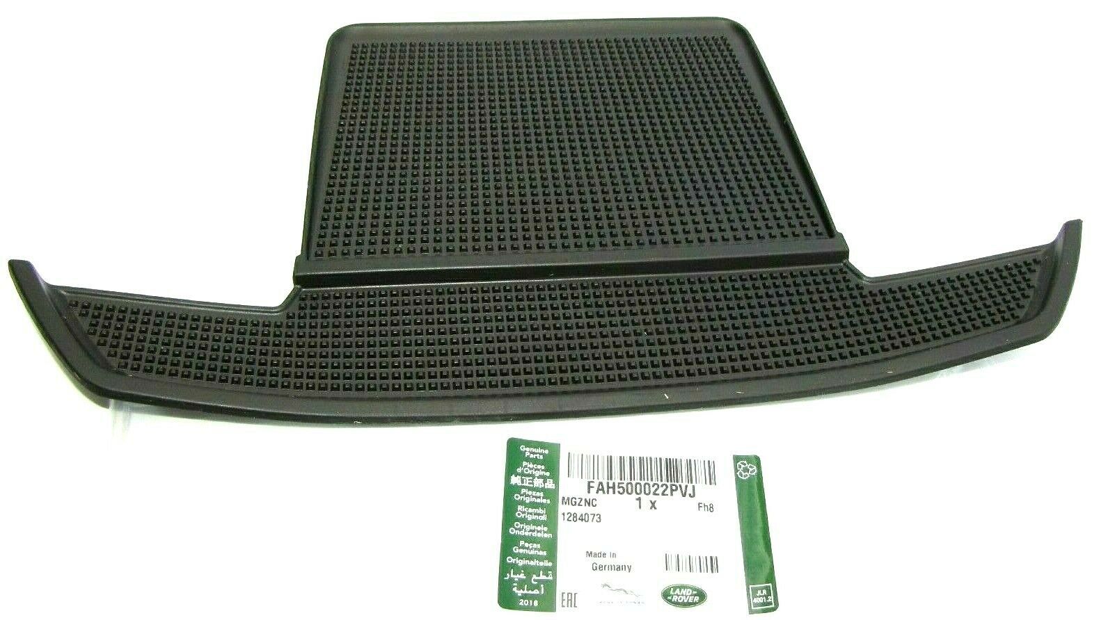 FAH500022PVJ - GÖSTER PANEL ÜST PASPASI (DİSC.S3) - Land Rover