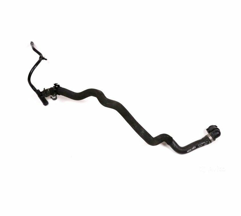 LR106819 - İNTERCOOLER SOĞUTUCU İÇ HORTUMU (DİSCO-5/RRS/VOGUE ) - Land Rover