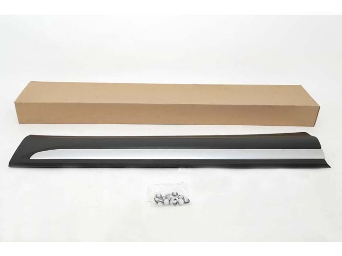 LR080340 - ÖN KAPI ALT BAKALİT SAĞ (EVOQUE) - Land Rover