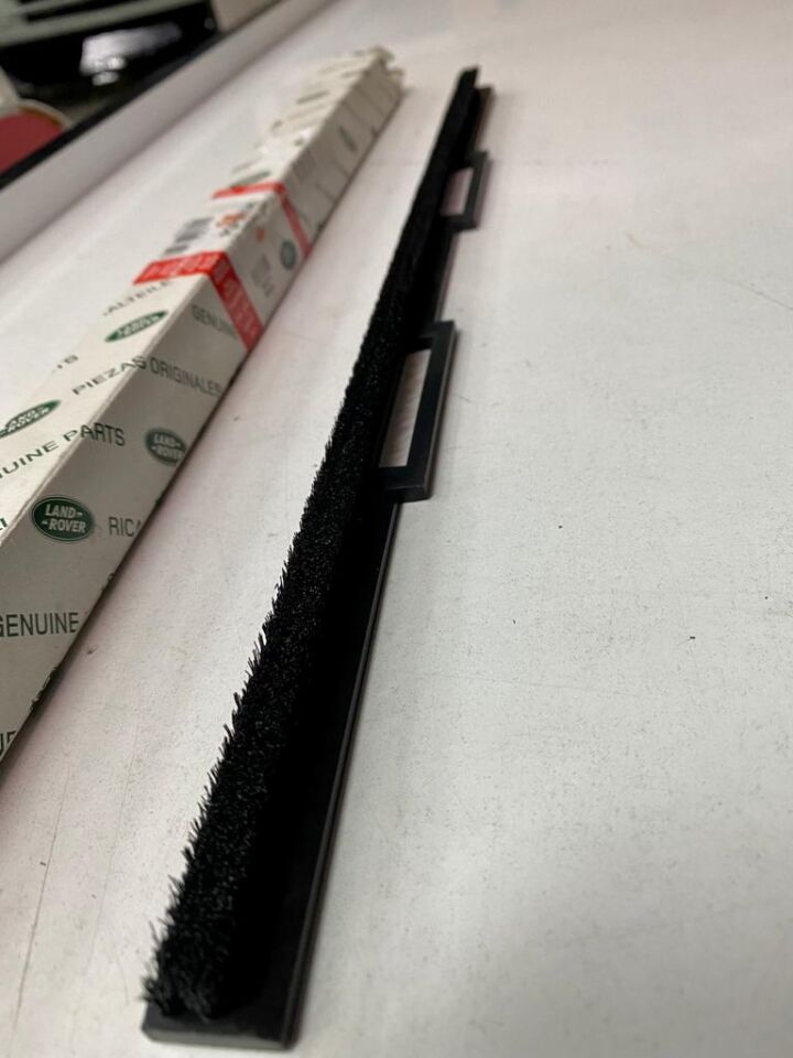 PGF500340 - FAN SÜNGERİ 4.4 (VOGUE) - Land Rover