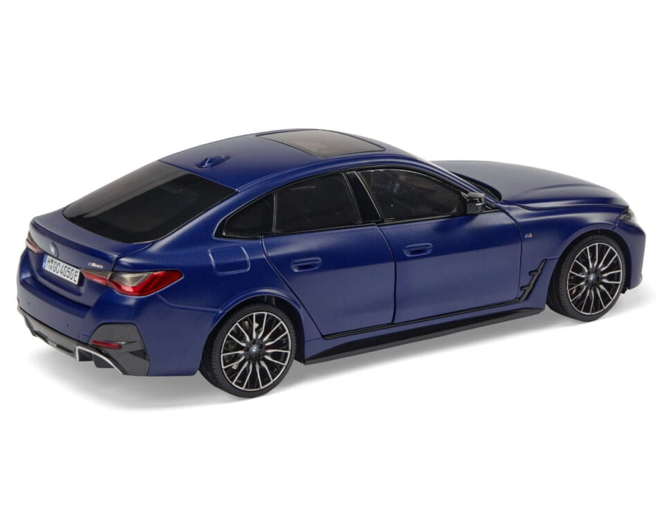 80435A8F296 - BMW i4 M50 (G26) MODEL ARAÇ | 1:18 / MAVİ - BMW Group