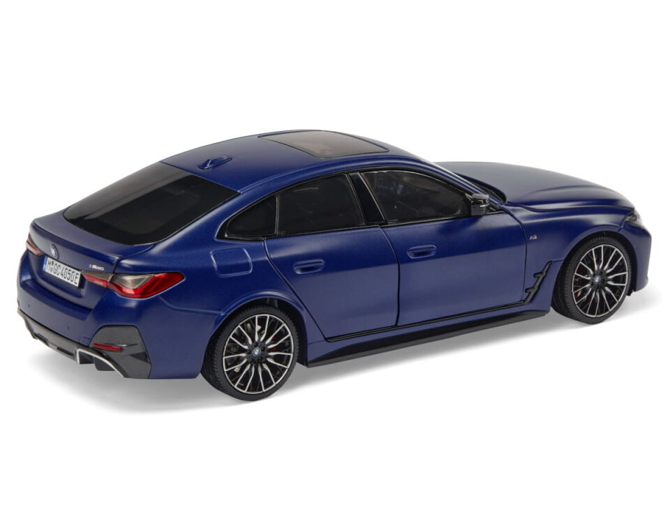 80435A8F296 - BMW i4 M50 (G26) MODEL ARAÇ | 1:18 / MAVİ - BMW Group