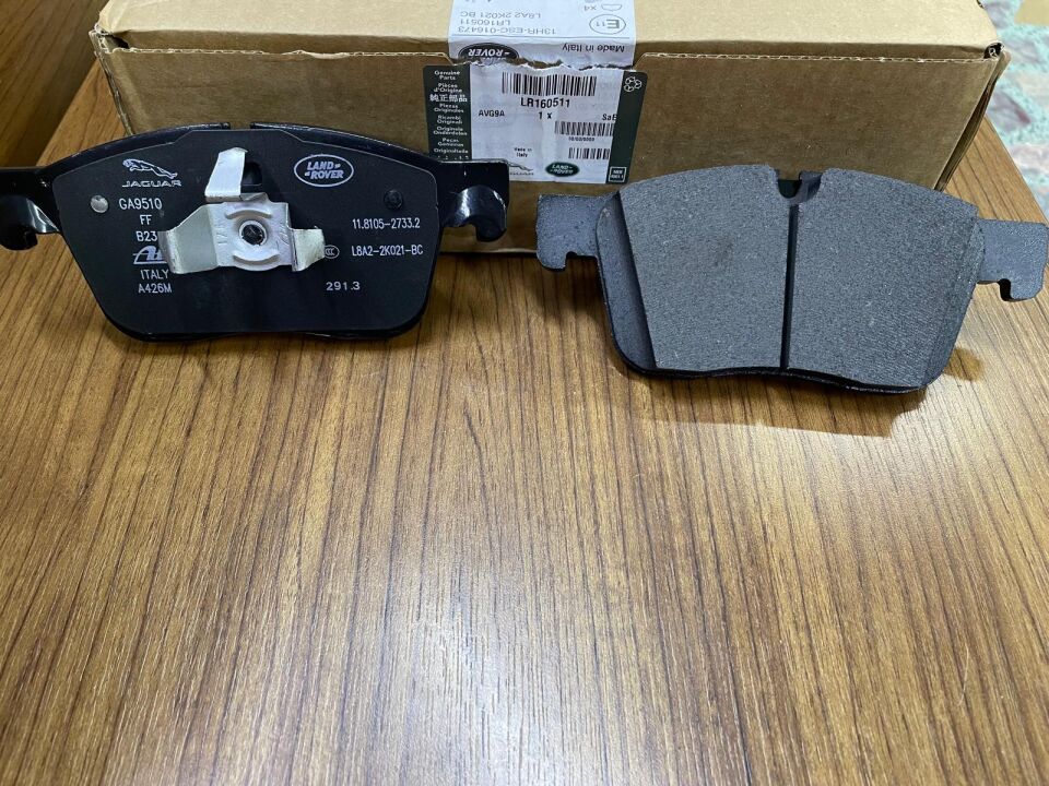 LR160511 - ÖN FREN BALATASI (VELAR) - Land Rover