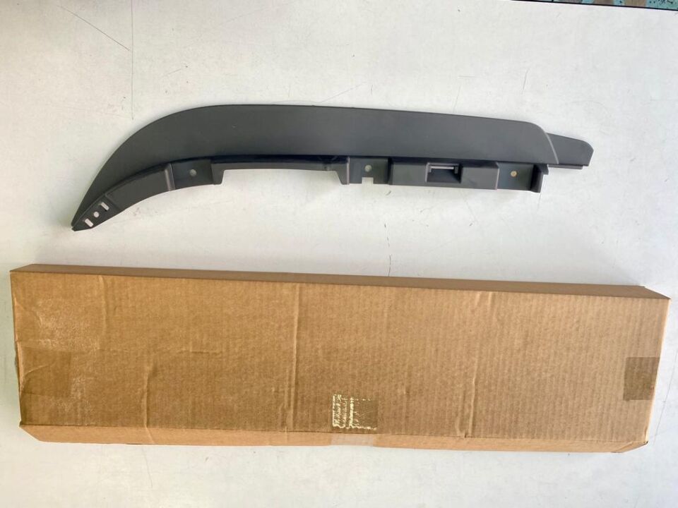 LR129426 - TAMPON ALT KAŞI SOL (NEW DEF) - Land Rover