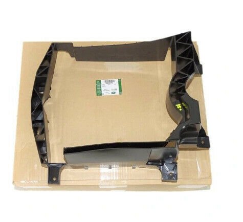 LR124851 - ARKA DEFLEKTÖR SOL (3.0 V6D/ALL) - Land Rover