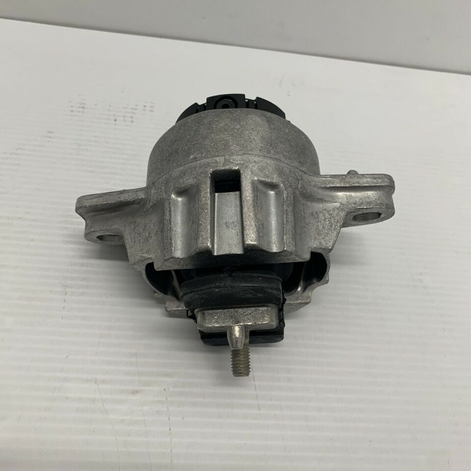 LR141381 - MOTOR TAKOZU SAĞ (VELAR) - Land Rover