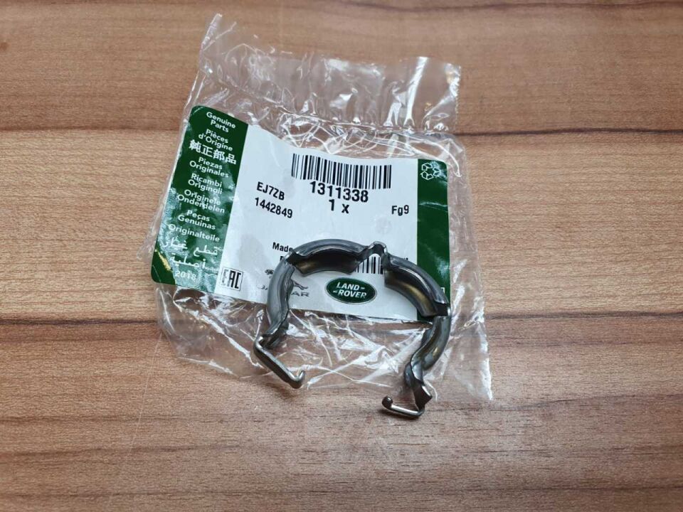 1311338 - EGR KELEPÇE (2.7/3.0/DISC.3-4-5/RRS/VOGUE) - Land Rover