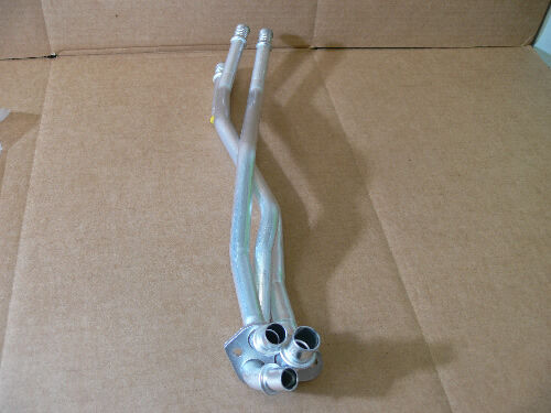 JUE000400 - KALORİFER PETEK BORUSU (3.0/3.6) - Land Rover