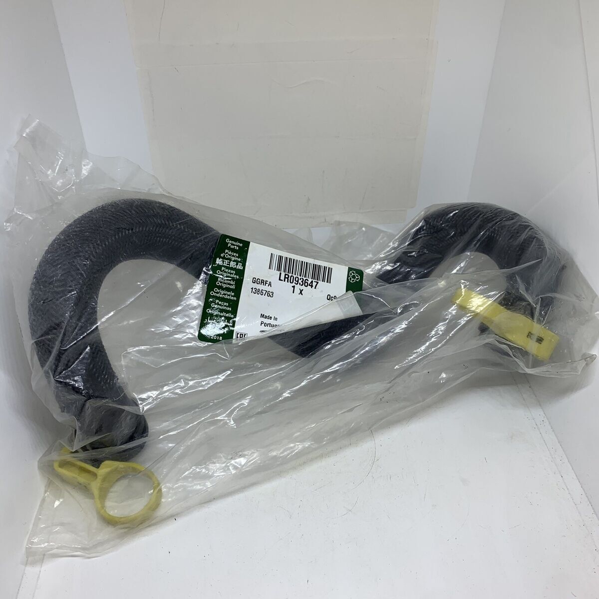 LR093647 - EGR SU GİRİŞ HORTUMU 2.0L DZL. (EVOQUE/DİSC.SPORT) - Land Rover