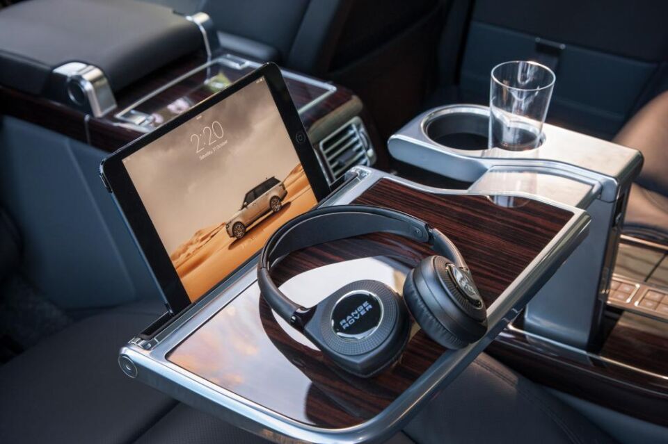 LR096498 - KULAKLIK BLUETOOTH LAND ROVER YAZILI (VOGUE/SPORT) - Land Rover