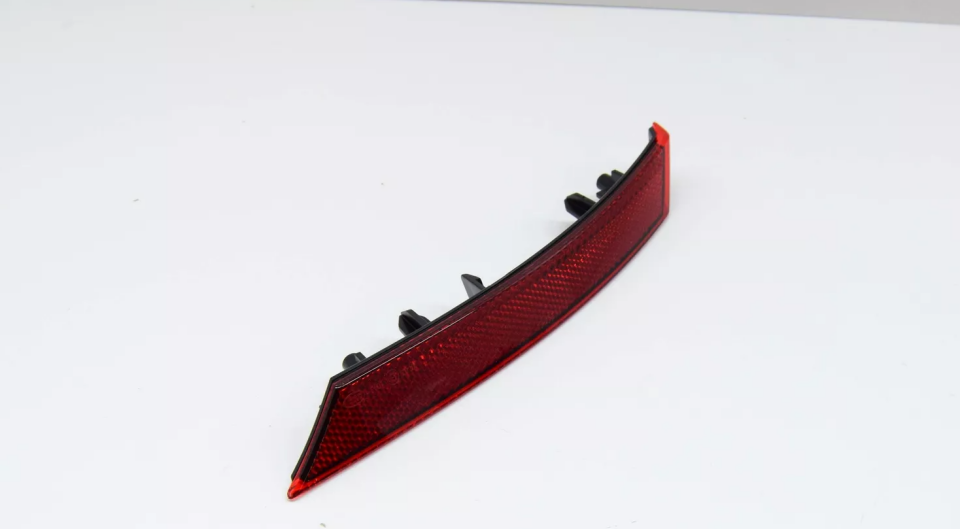 LR180680 - ARKA TAMPON REFLEKTÖRÜ SOL (VELAR) - Land Rover