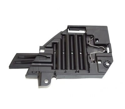 LR066964 - ÖN FAR ALT BAKALİT SAĞ (DİSCO/SPORT) - Land Rover