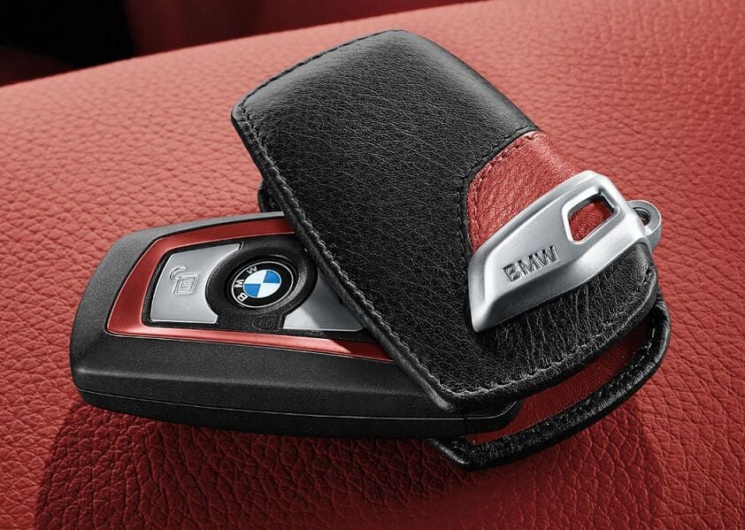 82292219909 - BMW ANAHTAR KILIFI | M SPORT / KIRMIZI - BMW Group